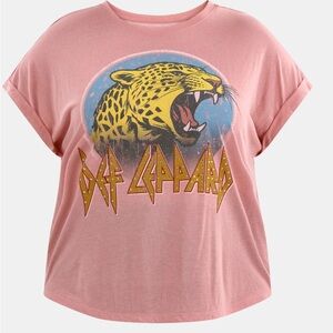 Terra & Sky Women's Plus Def Leopard Graphic Tee
